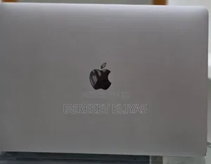 New Laptop Apple MacBook Air 2020 M1 8GB Apple M1 SSD 256GB