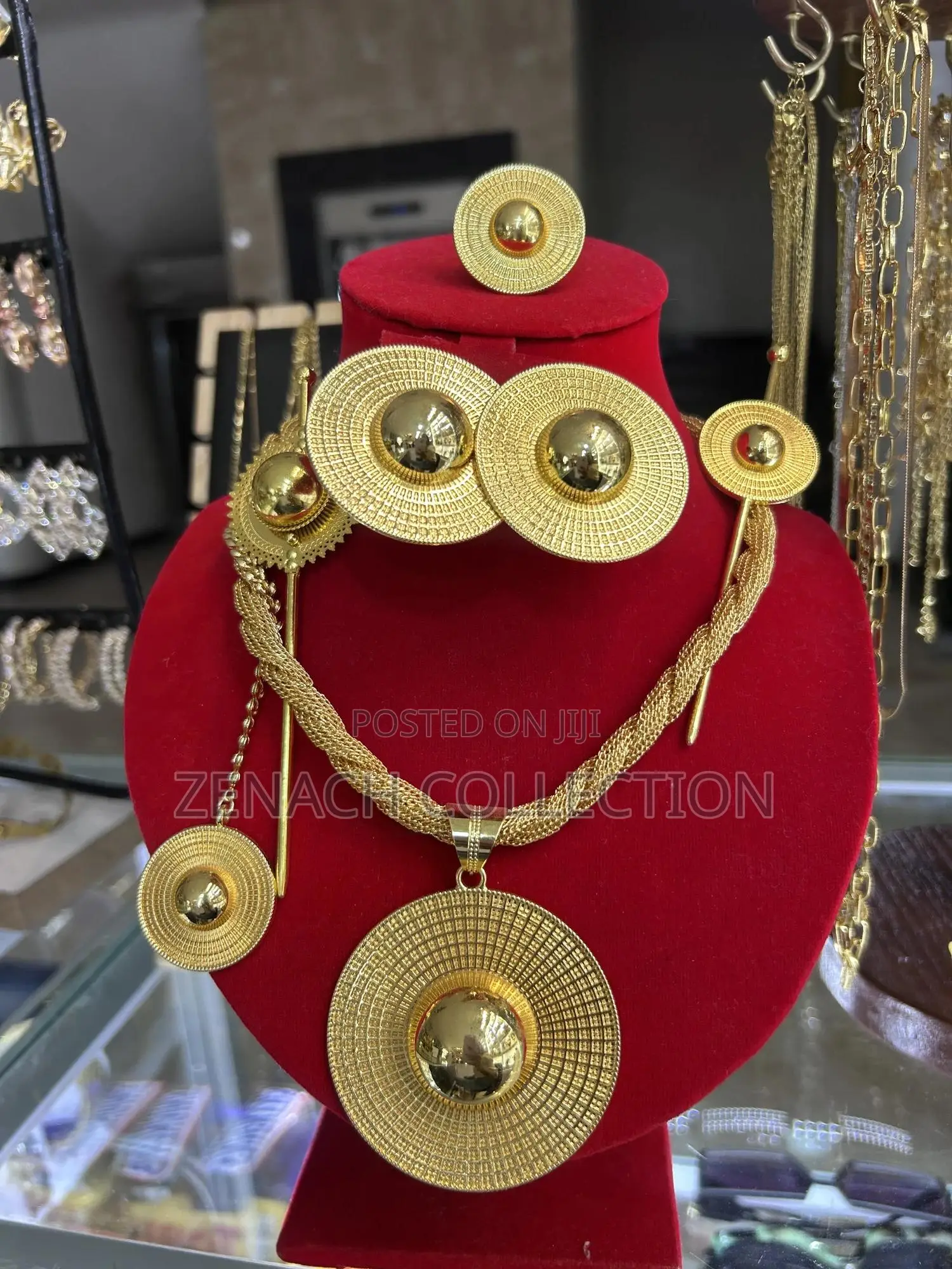 የባህል ጌጥ Set Jewelry