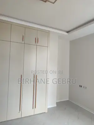 4bdrm Apartment in Luxury Apartiment, Bole for rent