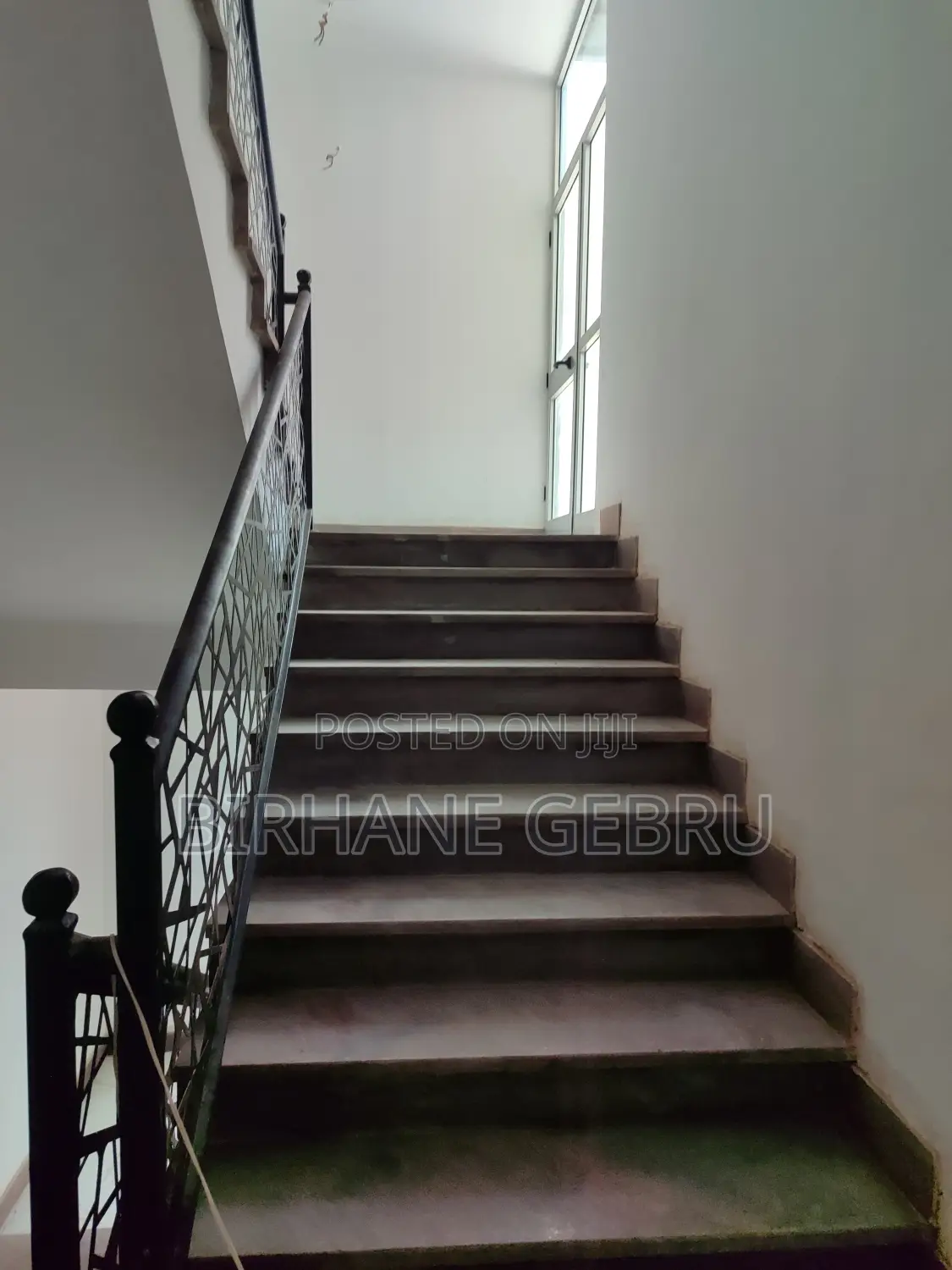 4bdrm Apartment in Luxury Apartiment, Bole for rent