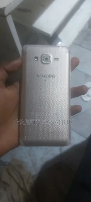 Samsung Galaxy Grand Prime Plus 8 GB Gold