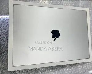 New Laptop Apple MacBook Air 2024 M3 15-inch 24GB Apple M3 SSD 512GB