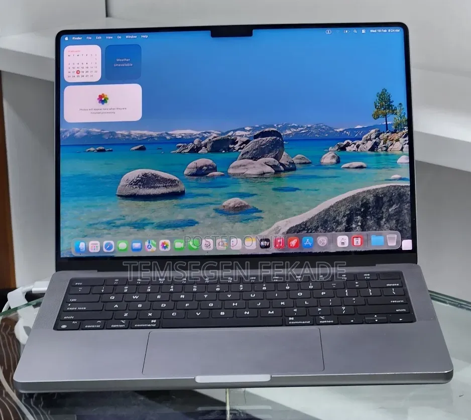 New Laptop Apple MacBook Pro 2021 M1 32GB Apple M1 Pro SSD 512GB