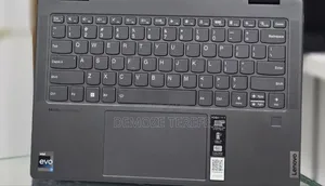 New Laptop Lenovo Yoga 7i 16GB Intel Core i7 SSD 512GB