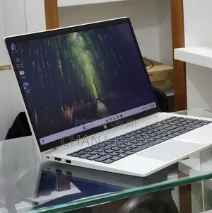 New Laptop HP ProBook 450 G8 16GB Intel Core i5 SSD 256GB