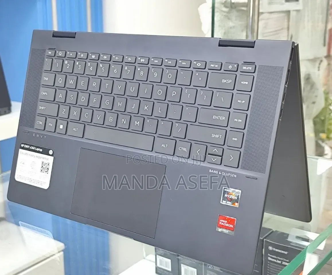 New Laptop HP Envy x360 8GB AMD Ryzen 5 SSD 512GB