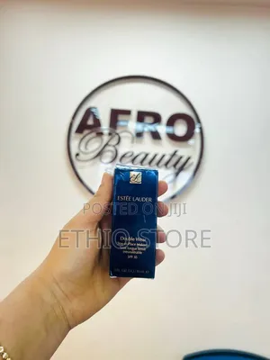 Estée Lauder Double Wear Stay-in-Place Foundation SPF 10