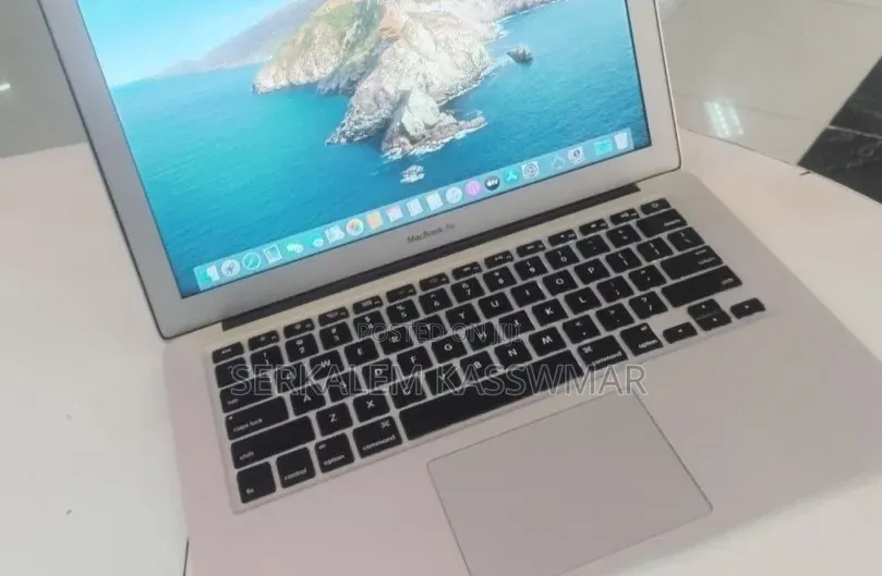 New Laptop Apple MacBook Air 2015 4GB Intel Core i5 SSD 256GB