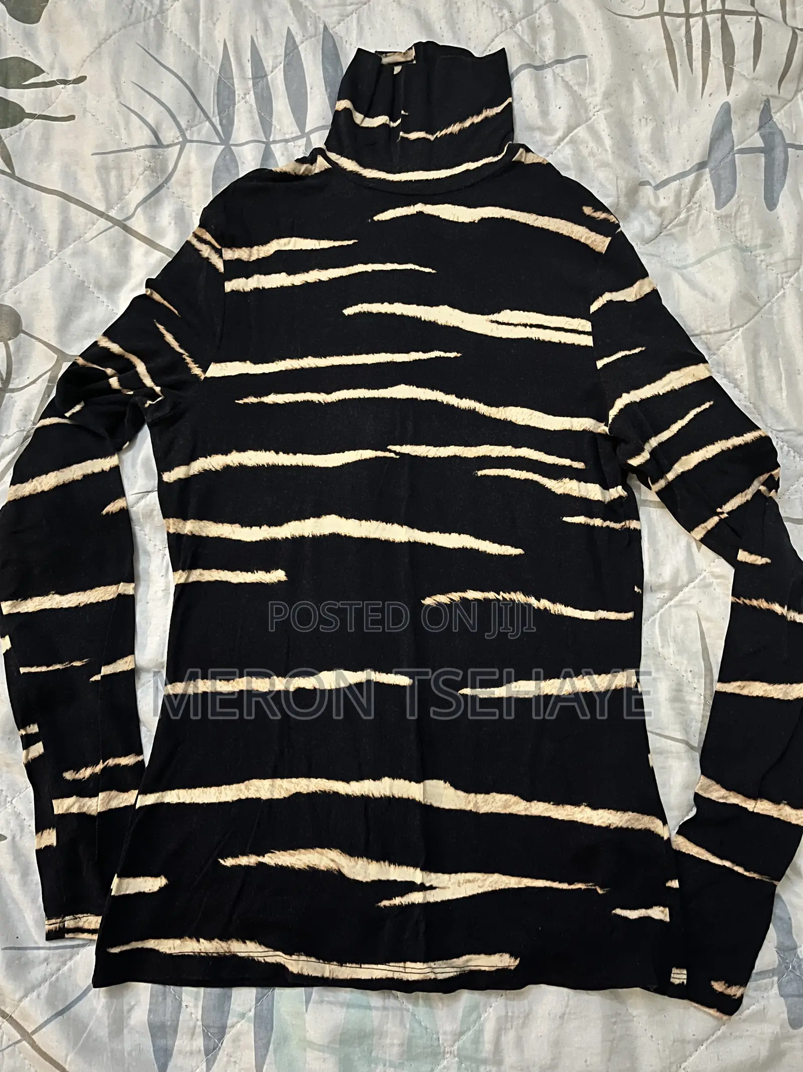 Women's Sweater