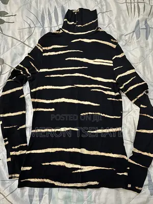 Women's Sweater