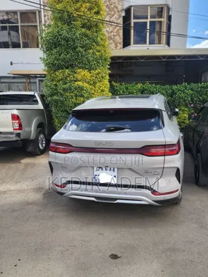 BYD Song Plus 2025 Silver