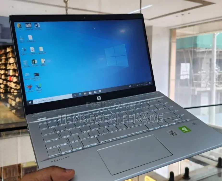 New Laptop HP Pavilion 14 16GB Intel Core i7 SSD 512GB