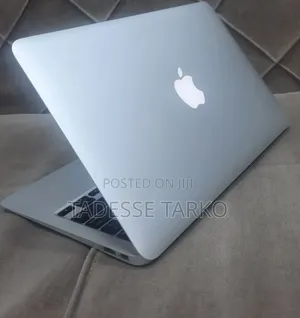 New Laptop Apple MacBook Air 2015 4GB Intel Core i5 SSD 256GB