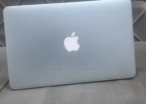 New Laptop Apple MacBook Air 2015 4GB Intel Core i5 SSD 256GB