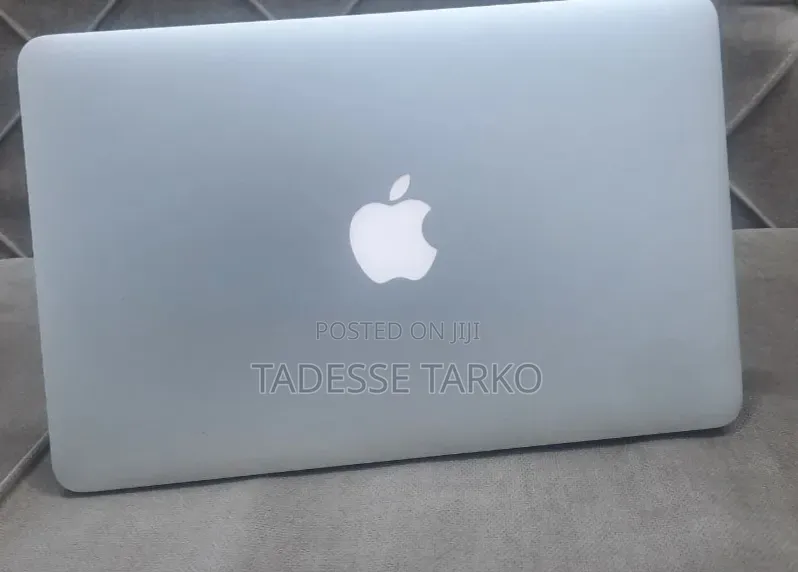 New Laptop Apple MacBook Air 2015 4GB Intel Core i5 SSD 256GB