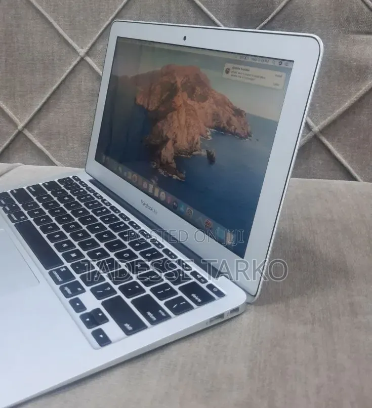 New Laptop Apple MacBook Air 2015 4GB Intel Core i5 SSD 256GB
