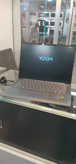 New Laptop Lenovo Yoga 710 16GB AMD Ryzen 7 SSD 512GB