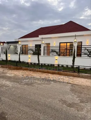 7bdrm Villa in Bole for sale