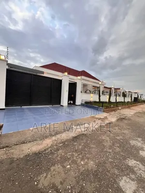 7bdrm Villa in Bole for sale