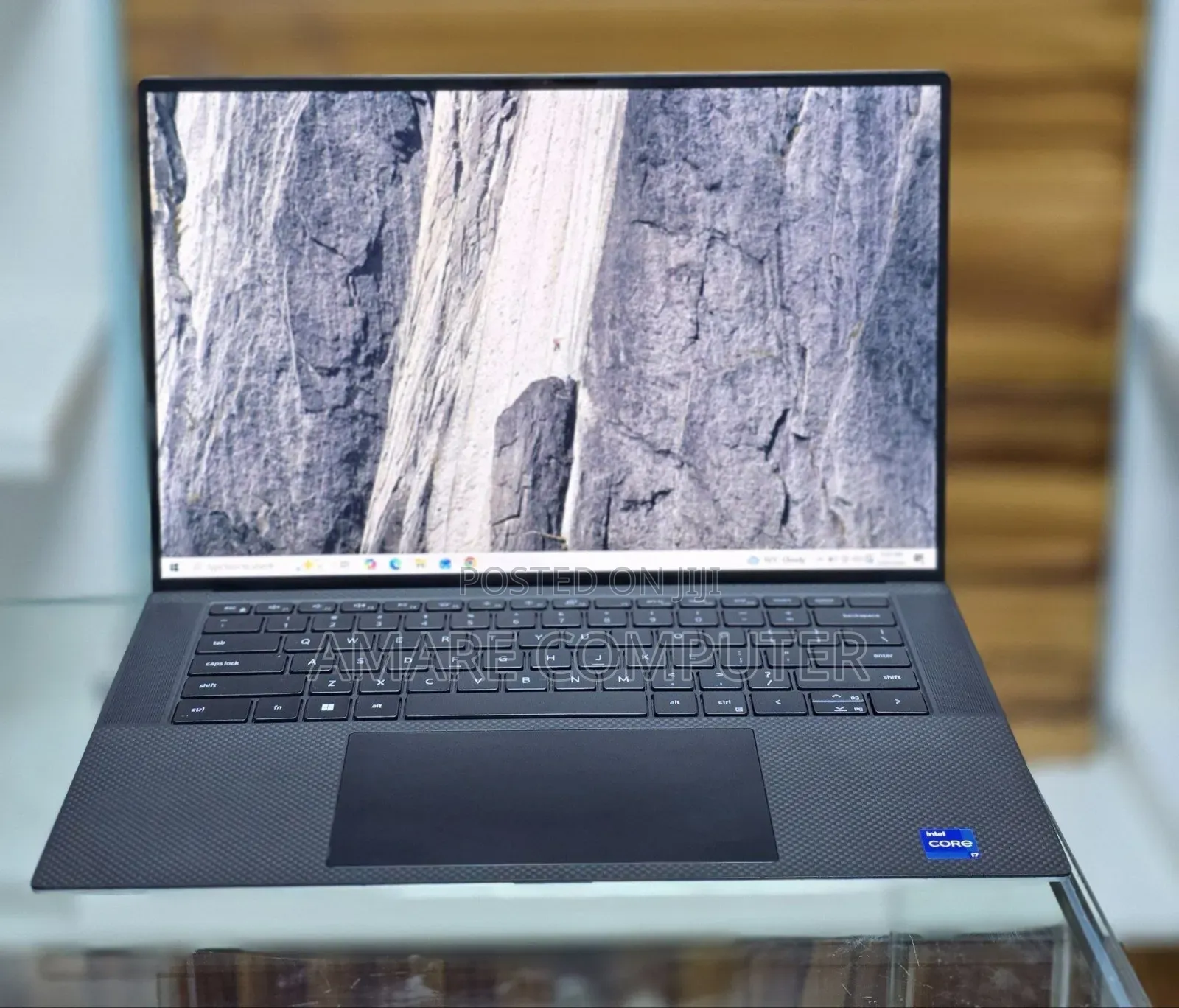 New Laptop Dell XPS 15 16GB Intel Core i7 SSD 1T