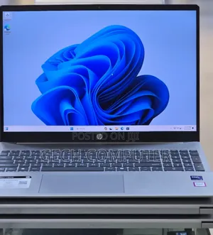 New Laptop HP Pavilion 15 8GB Intel Core i7 SSD 512GB