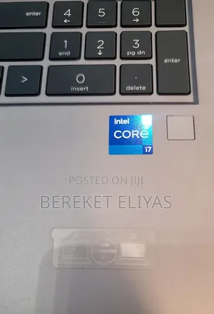 New Laptop HP ZBook Firefly G8 16GB Intel Core i7 SSD 512GB