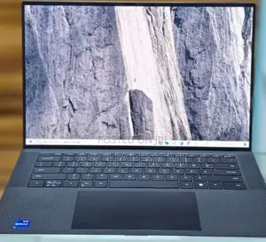 New Laptop Dell XPS 15 16GB Intel Core i7 SSD 1T