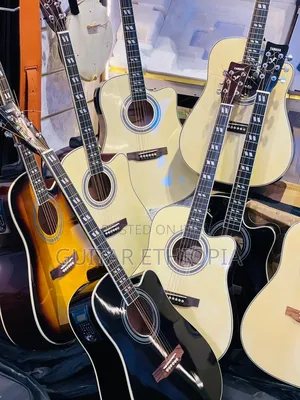 Guitar Yamaha F6000