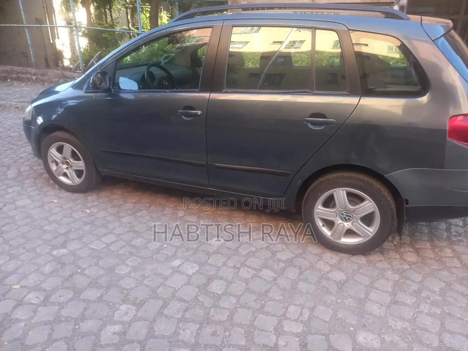 Volkswagen Suran 2008 Gray