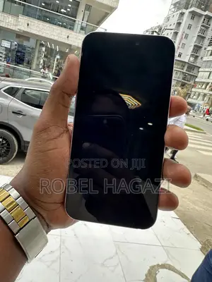 Apple iPhone 15 Plus 256 GB Pink