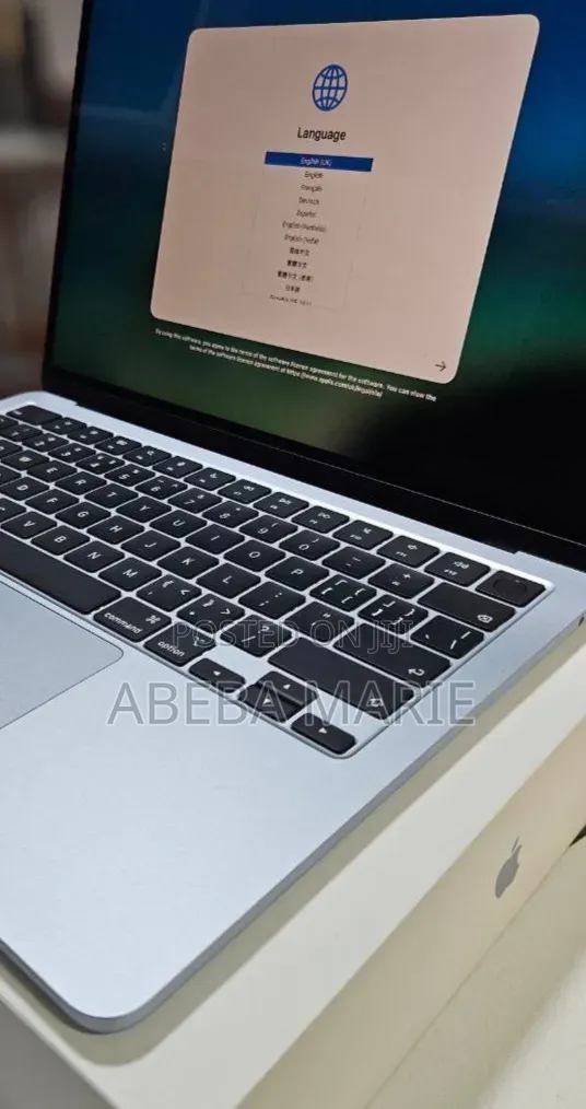 New Laptop Apple MacBook Air 2025 M4 13-inch 16GB Apple M4 SSD 1T