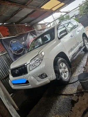 Toyota Land Cruiser Prado 2.7 i 2013 White