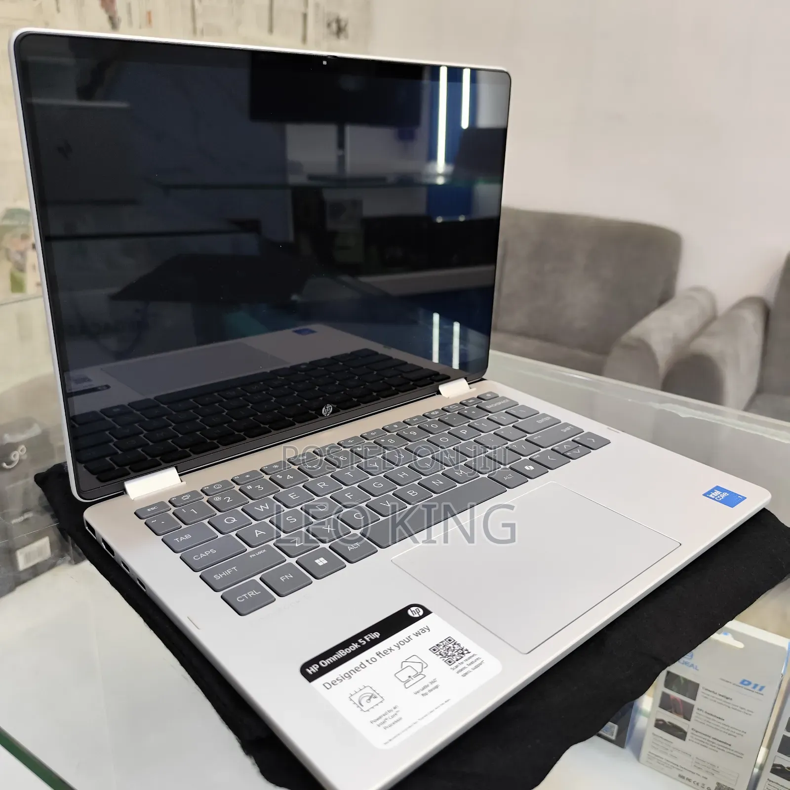 New Laptop HP OmniBook 5 Flip 16GB Intel Core Ultra 7 SSD 512GB