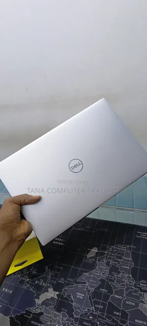 New Laptop Dell XPS 13 8GB Intel Core i5 SSD 512GB
