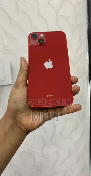 Apple iPhone 13 256 GB Red