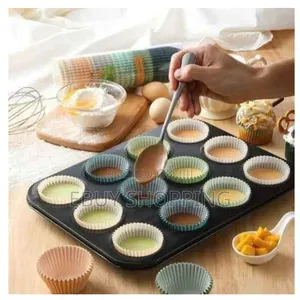 Pro-Grade 12-Cup Muffin Tin With 12 Eco-Friendly Silicone Baking Cups