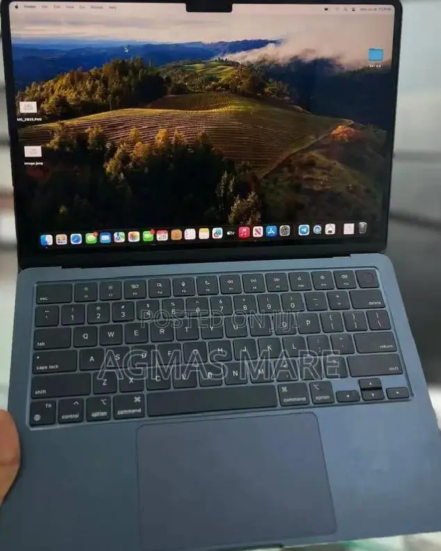 New Laptop Apple MacBook Air 2022 M2 8GB Apple M2 SSD 256GB