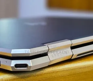 New Laptop HP Spectre X360 16GB Intel Core i7 SSD 512GB