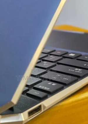 New Laptop HP Spectre X360 16GB Intel Core i7 SSD 512GB