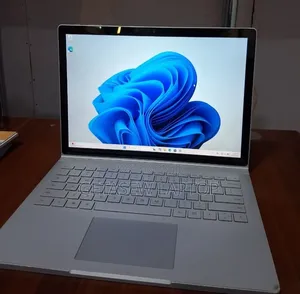 New Laptop Microsoft Surface Book 2 16GB Intel Core i7 SSD 512GB
