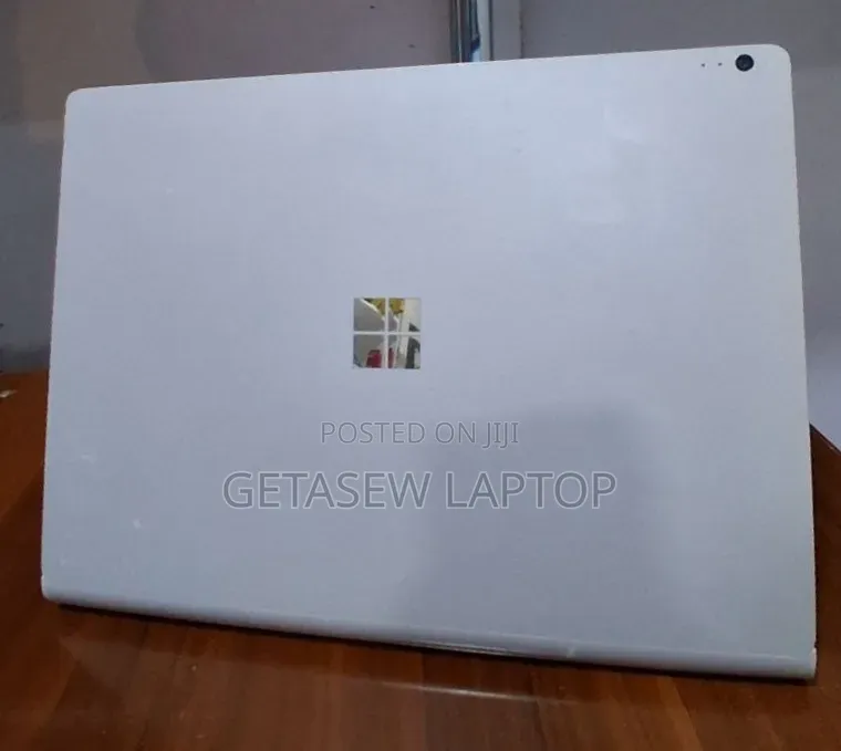 New Laptop Microsoft Surface Book 2 16GB Intel Core i7 SSD 512GB