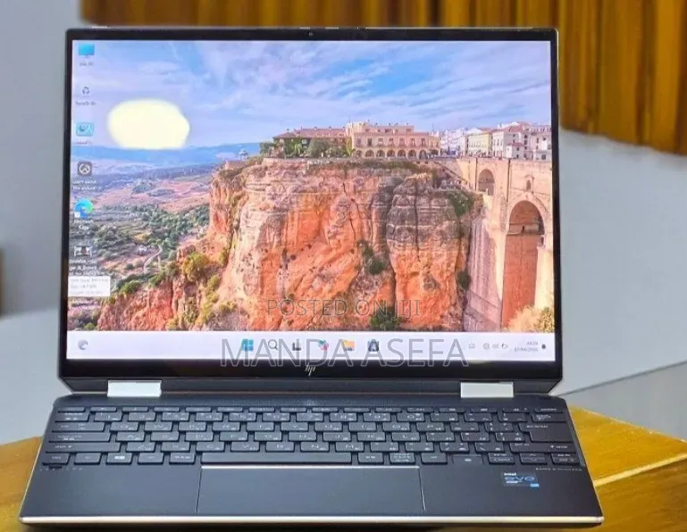 New Laptop HP Spectre 16GB Intel Core i7 SSD 512GB