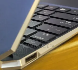 New Laptop HP Spectre 16GB Intel Core i7 SSD 512GB