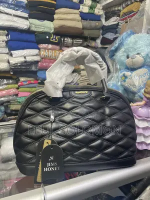 New Jims Honey Quilted Luxury Handbag - Black