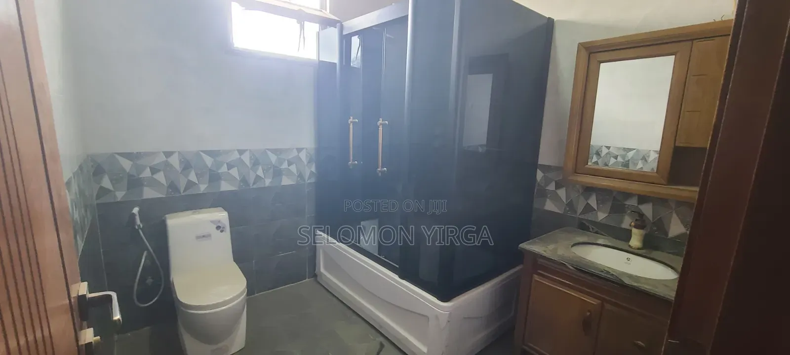 3bdrm Villa in Adis Ababa, Bole for sale