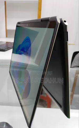 New Laptop HP Spectre X360 16GB Intel Core i7 SSD 1T