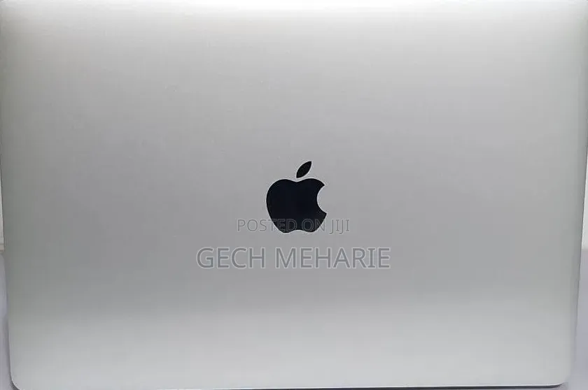 New Laptop Apple MacBook 2020 16GB Intel Core i7 SSD 512GB