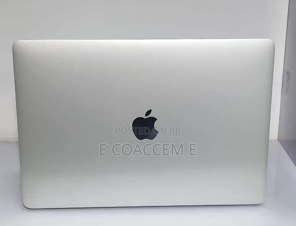 New Laptop Apple MacBook 16GB Intel Core i7 SSD 512GB