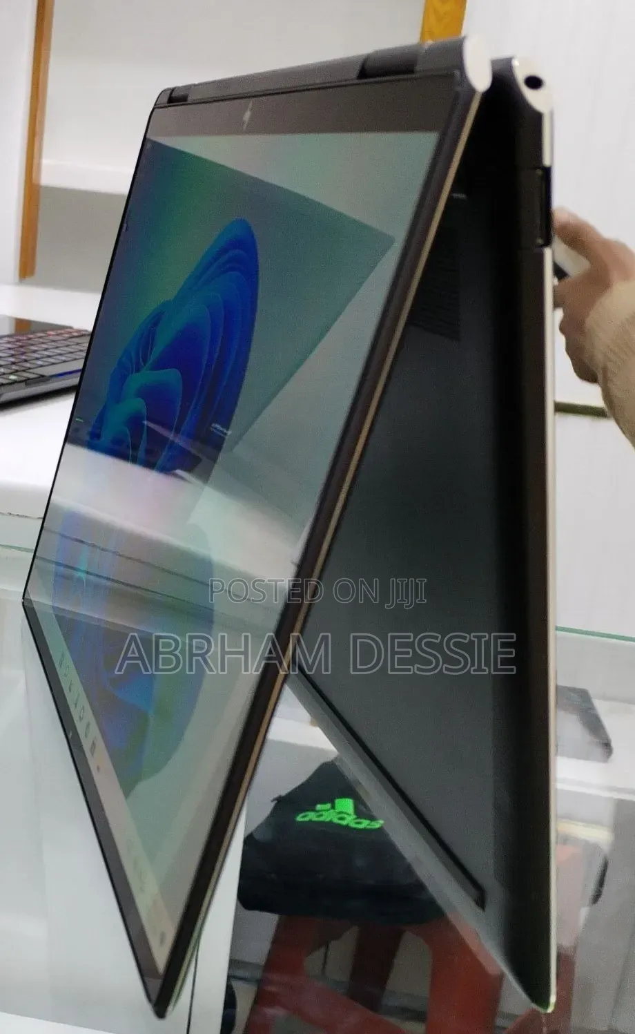 New Laptop HP Spectre 16GB Intel Core i7 SSD 1T