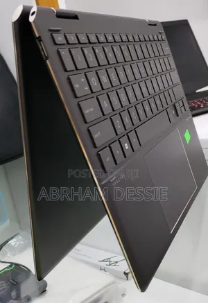 New Laptop HP Spectre 16GB Intel Core i7 SSD 1T
